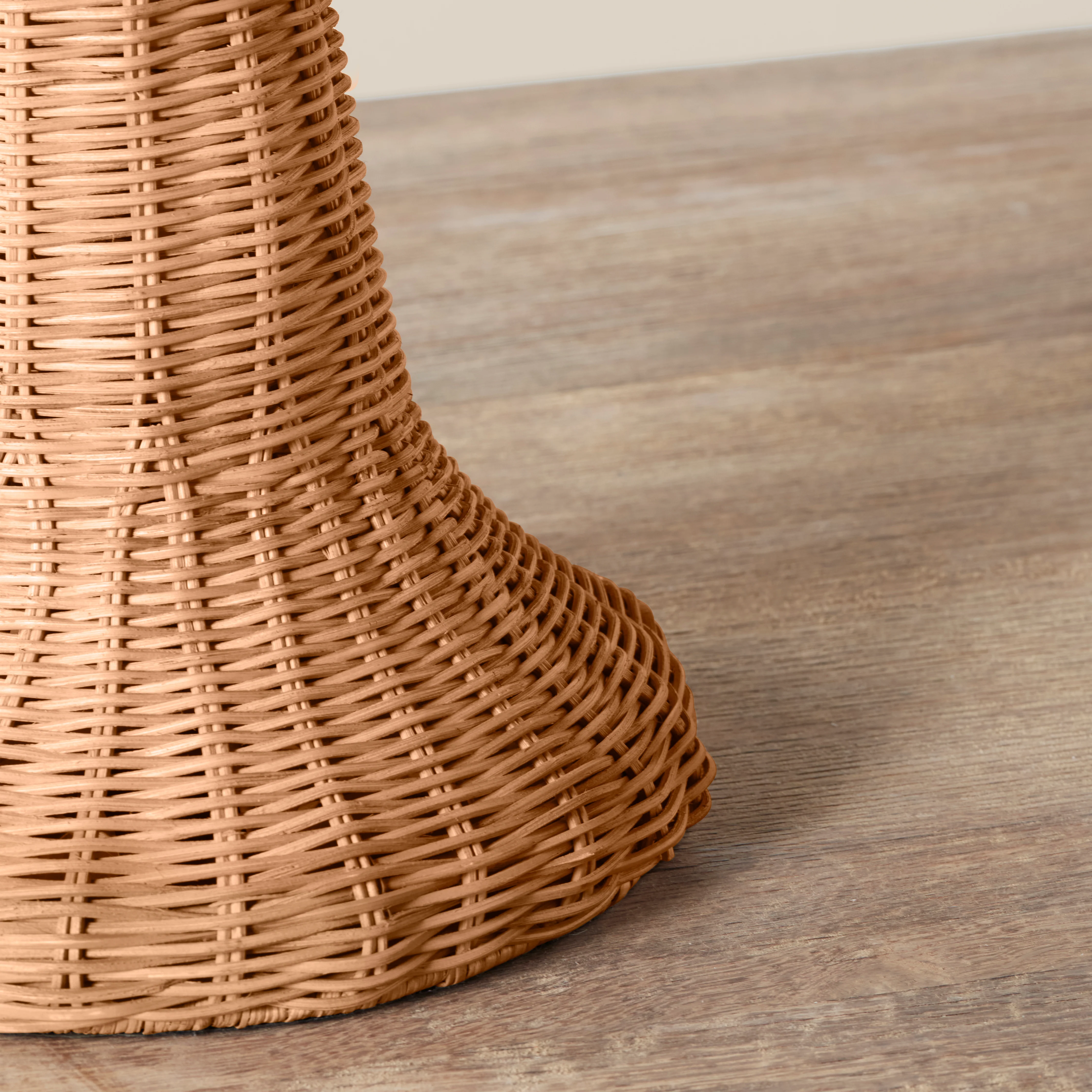 Augusta Table Lamp - Image 4