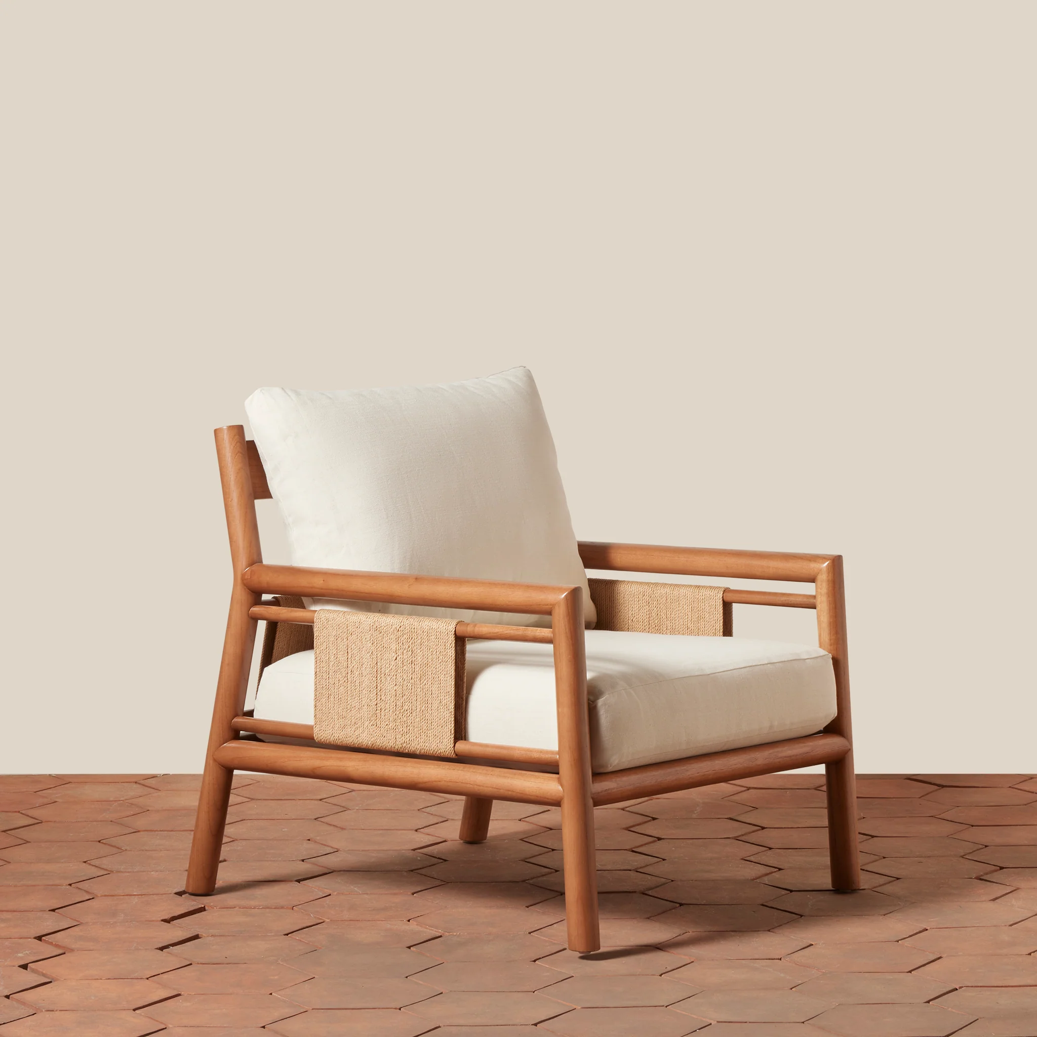 Estela Lounge Chair - Image 7
