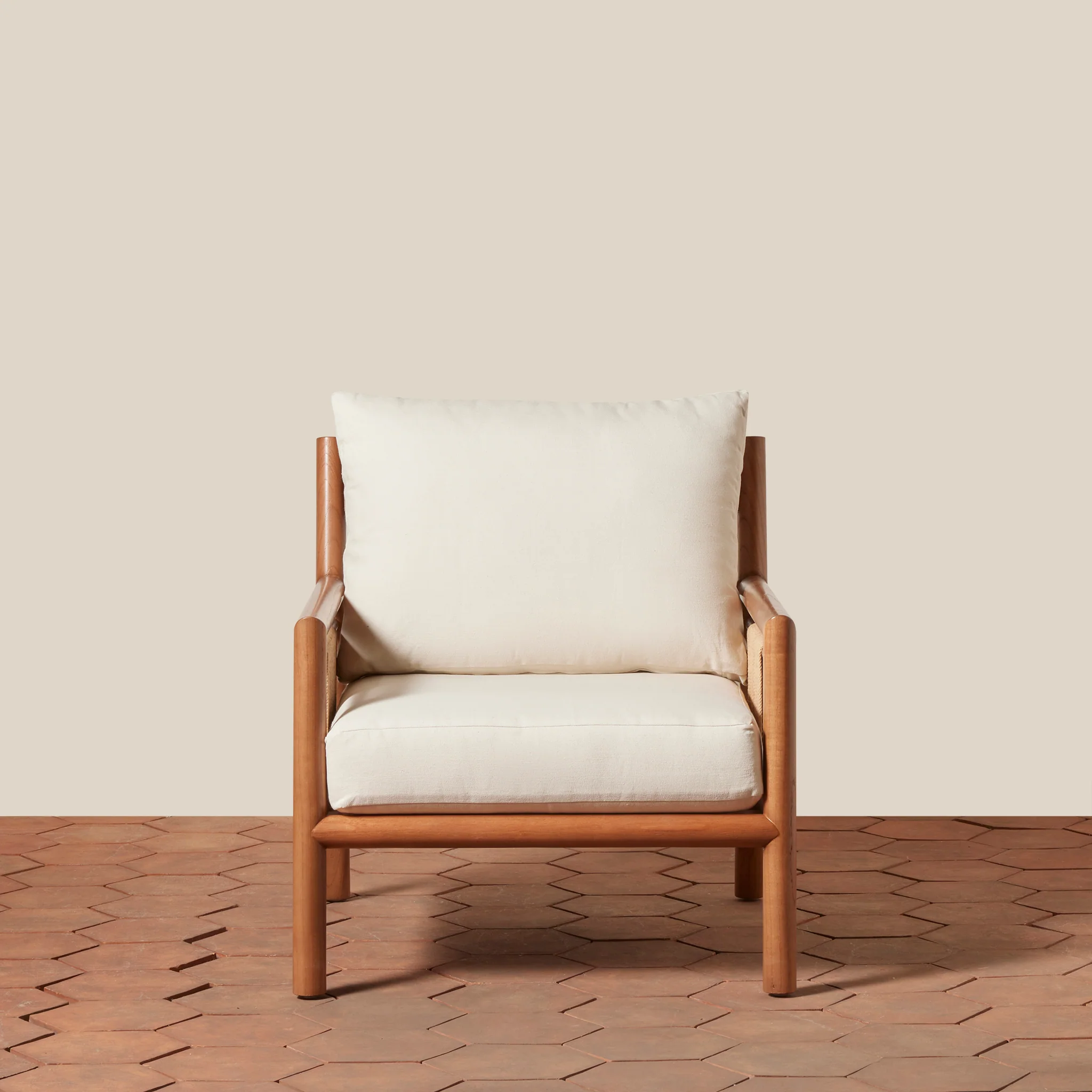 Estela Lounge Chair - Image 9