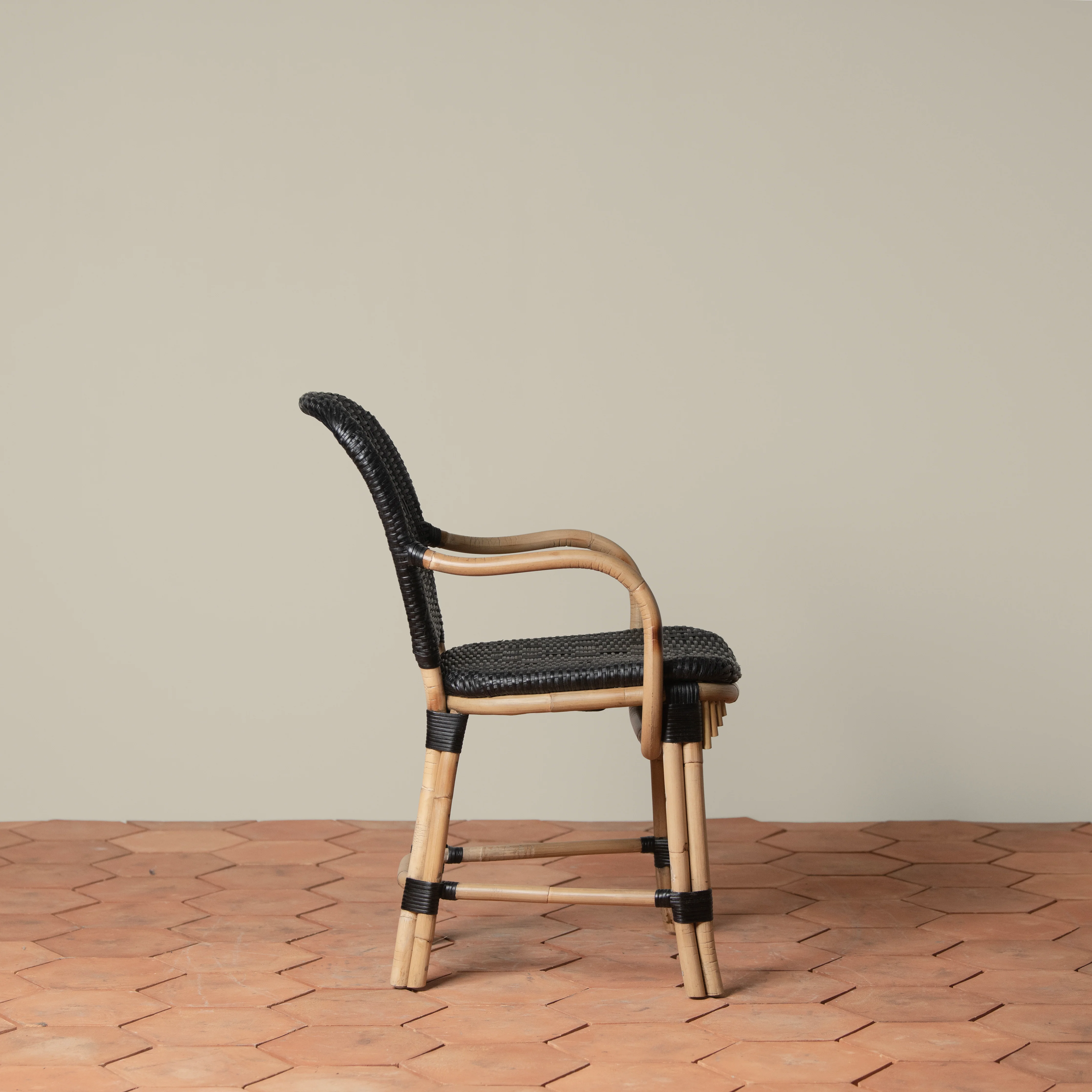 Fota Bistro Arm Chair - Image 3
