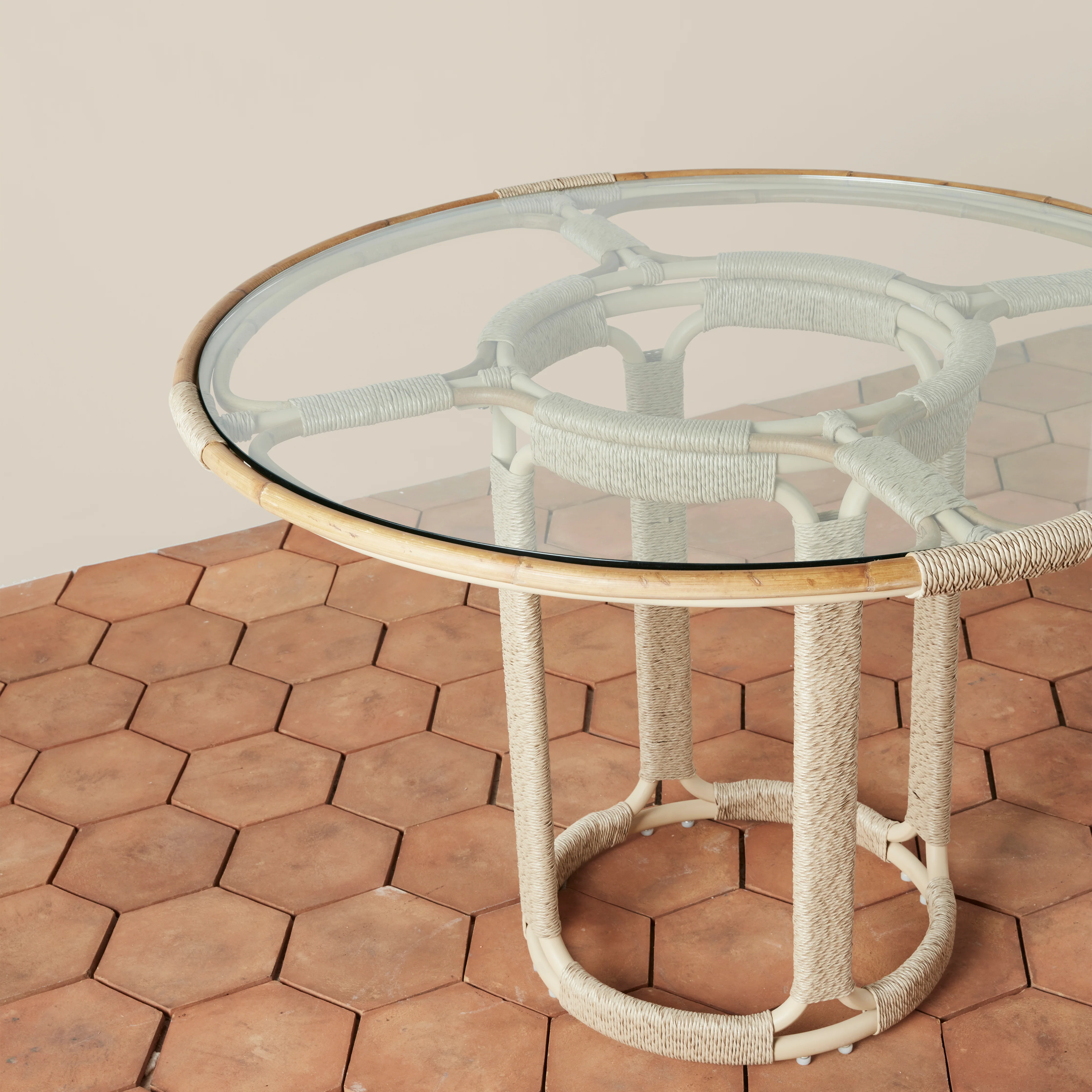 Glen Ellen Indoor/Outdoor Dining Table - Image 3