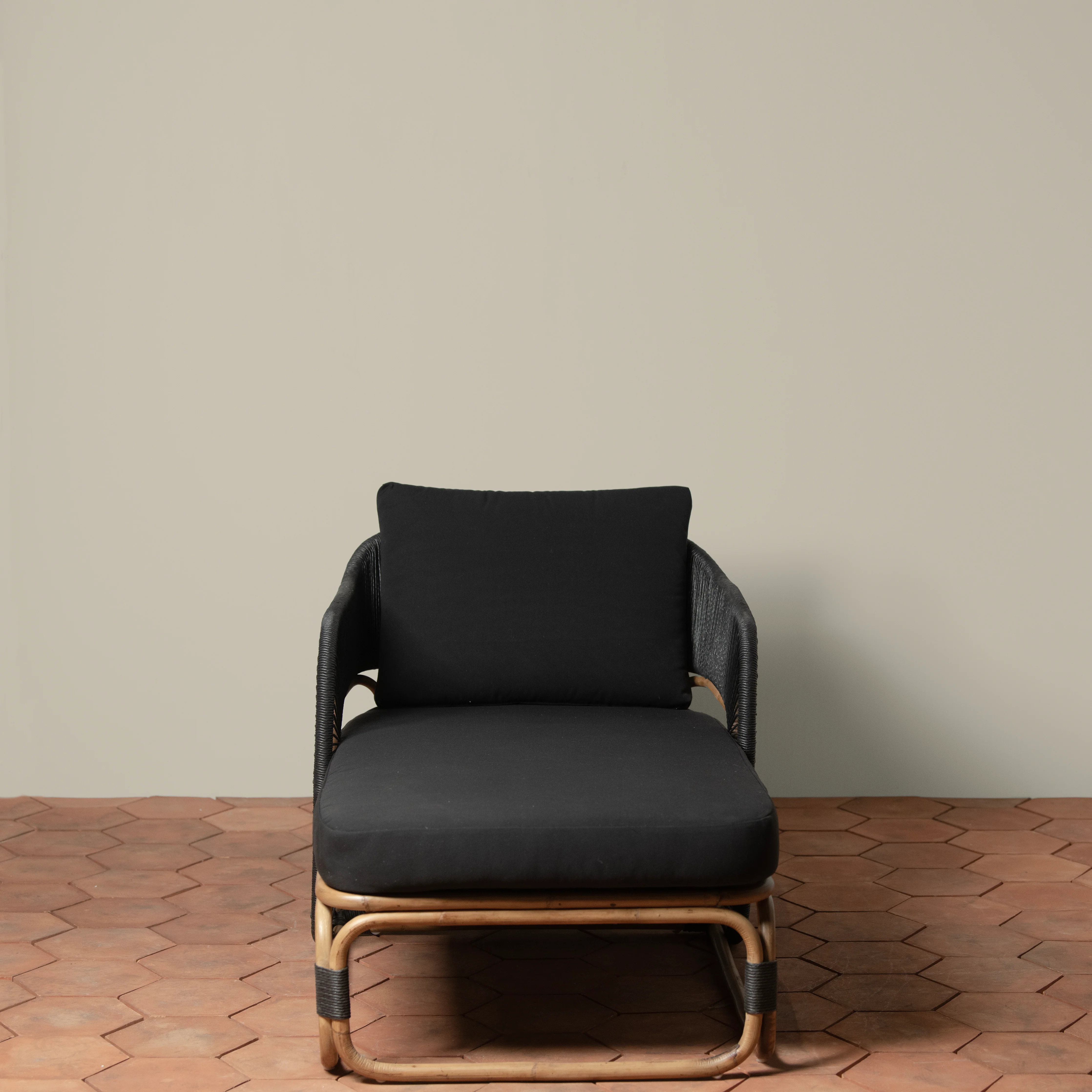 Glen Ellen Sun Lounger - Image 7