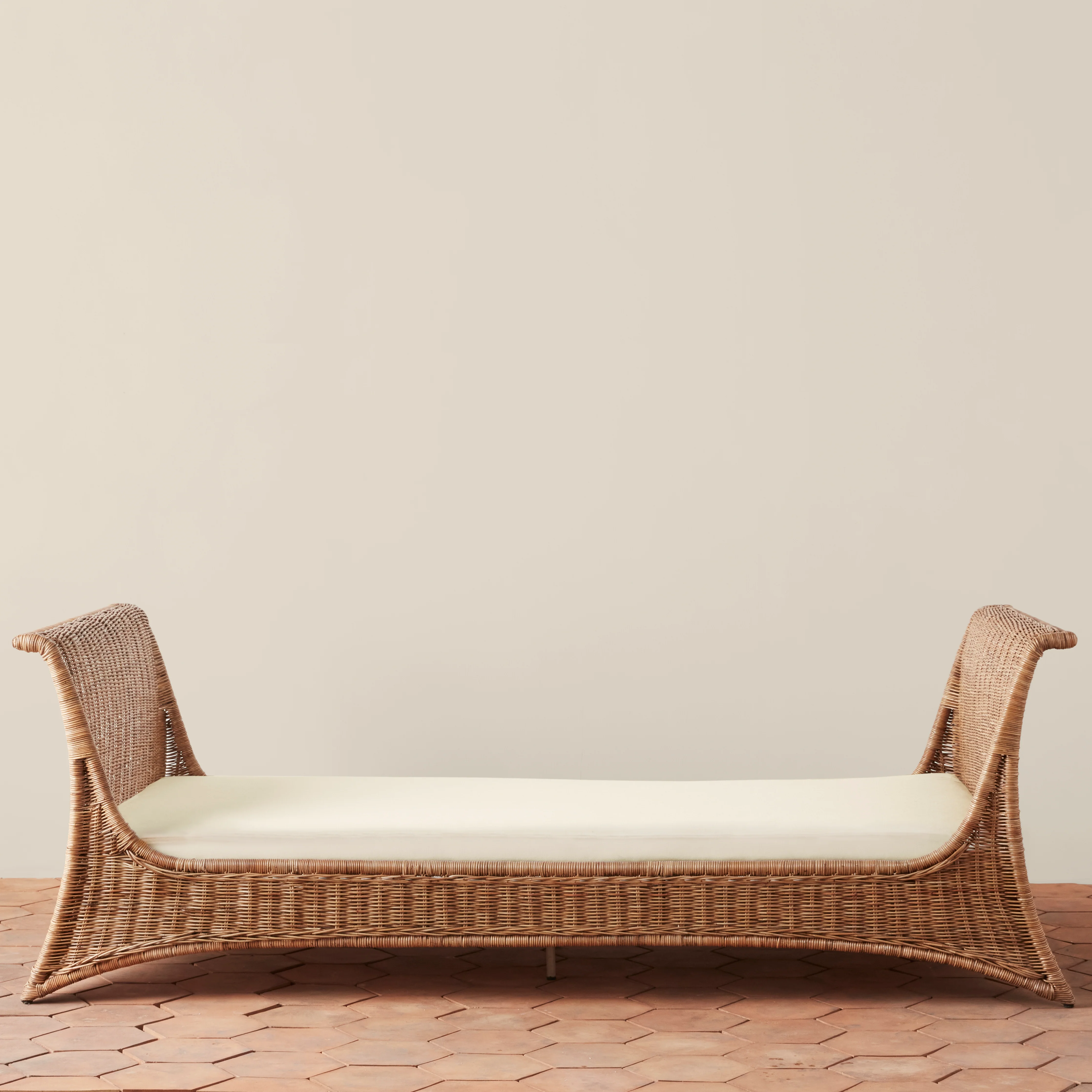 Healdsburg Daybed - Image 5