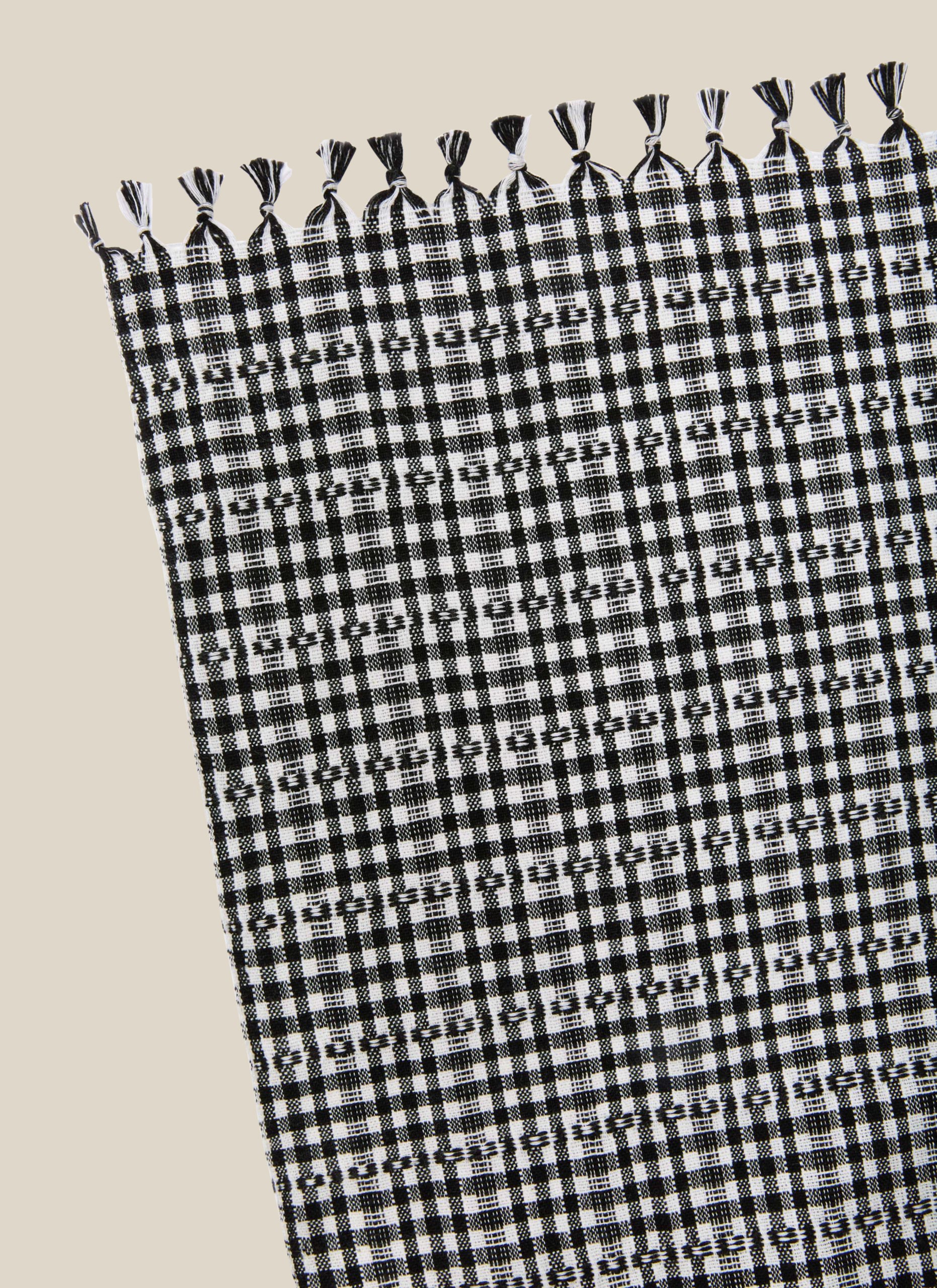 Heather Taylor Home Soho Tablecloth - Image 5