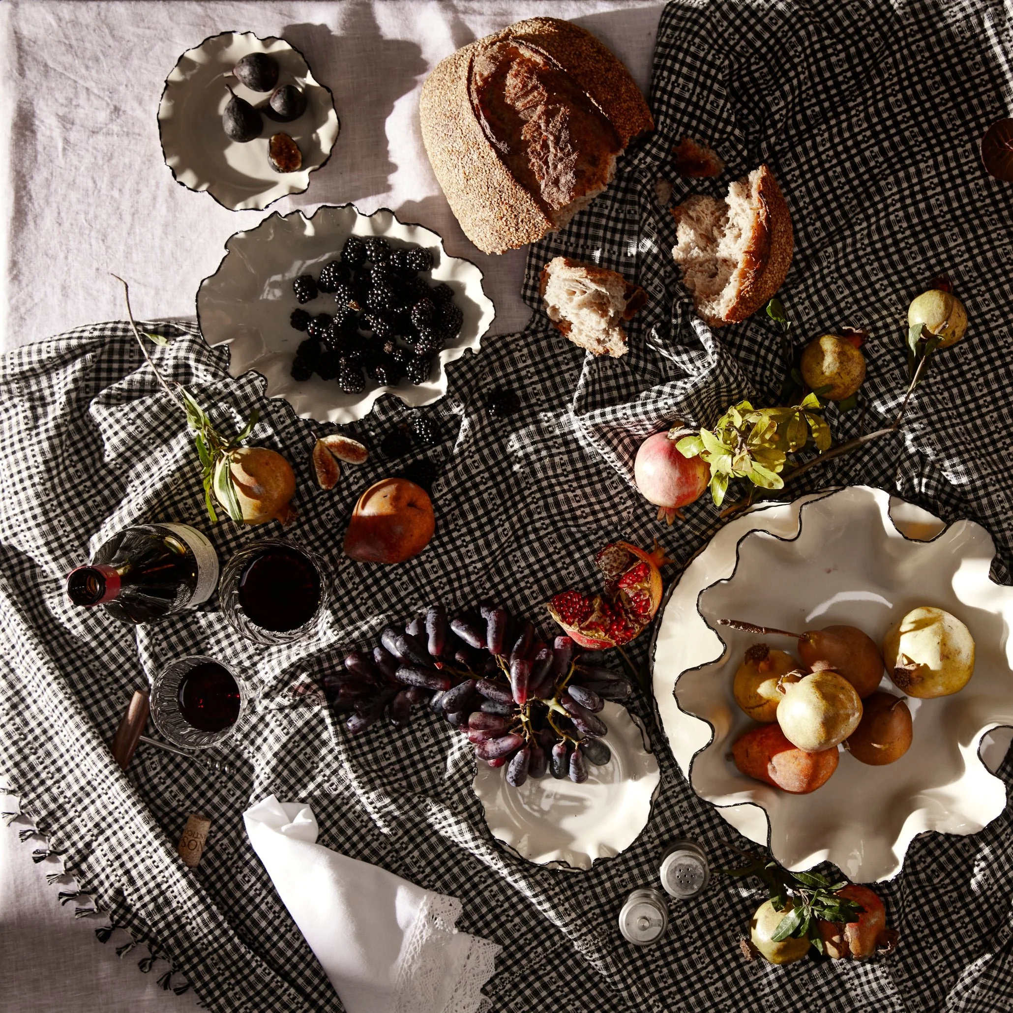 Heather Taylor Home White Lace Napkins, Set of 4 - Image 3