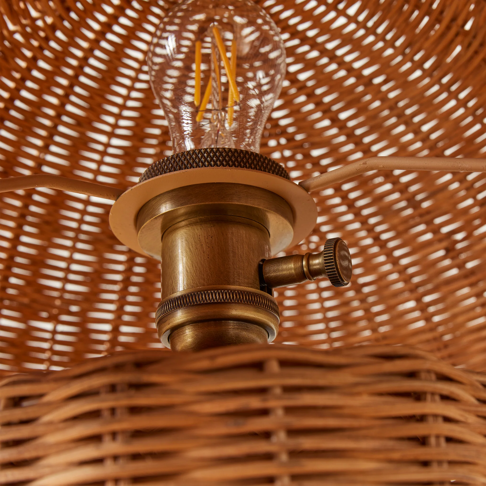 Lanai Table Lamp - Image 6