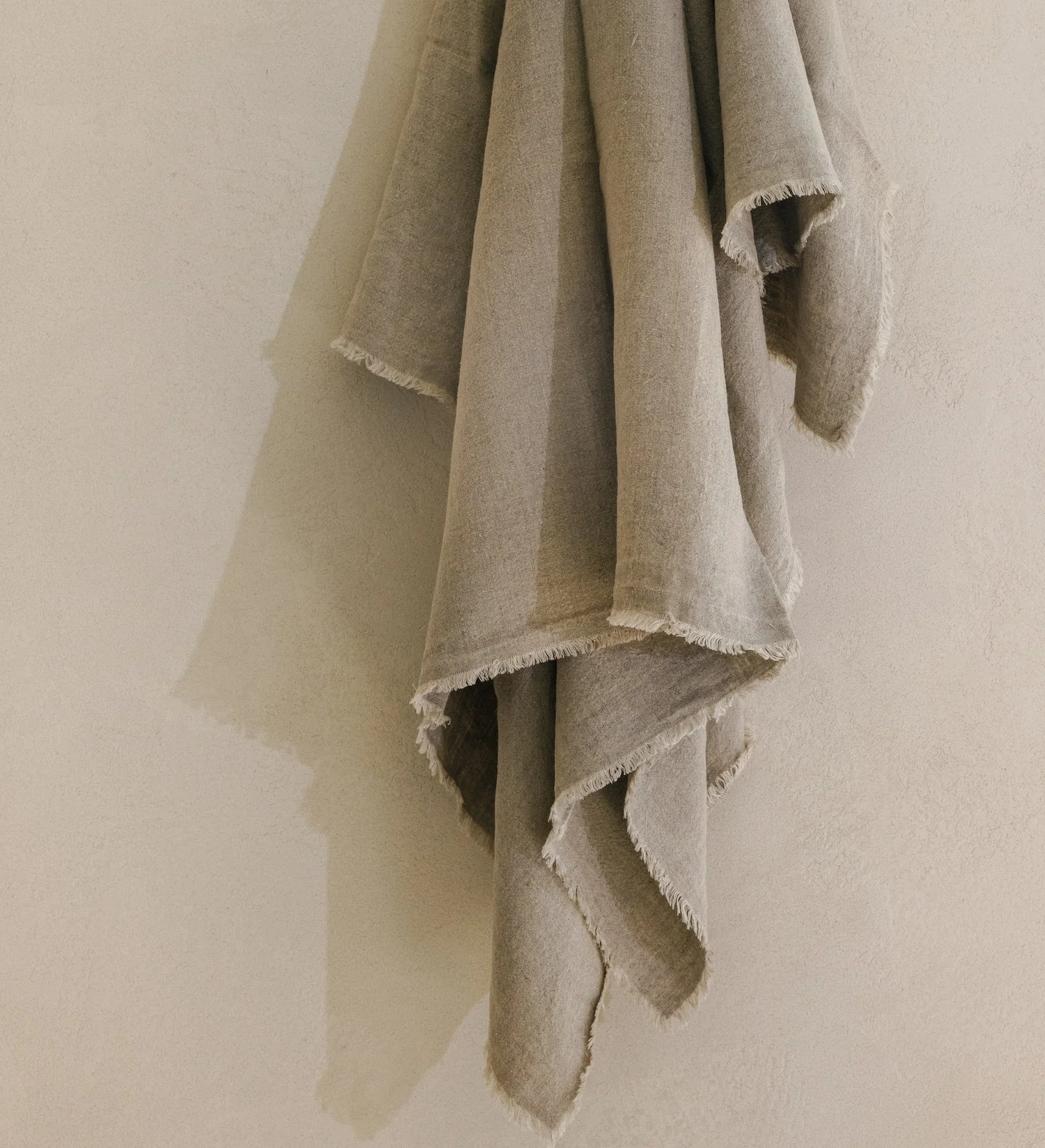 Linen Table Throw - Image 4