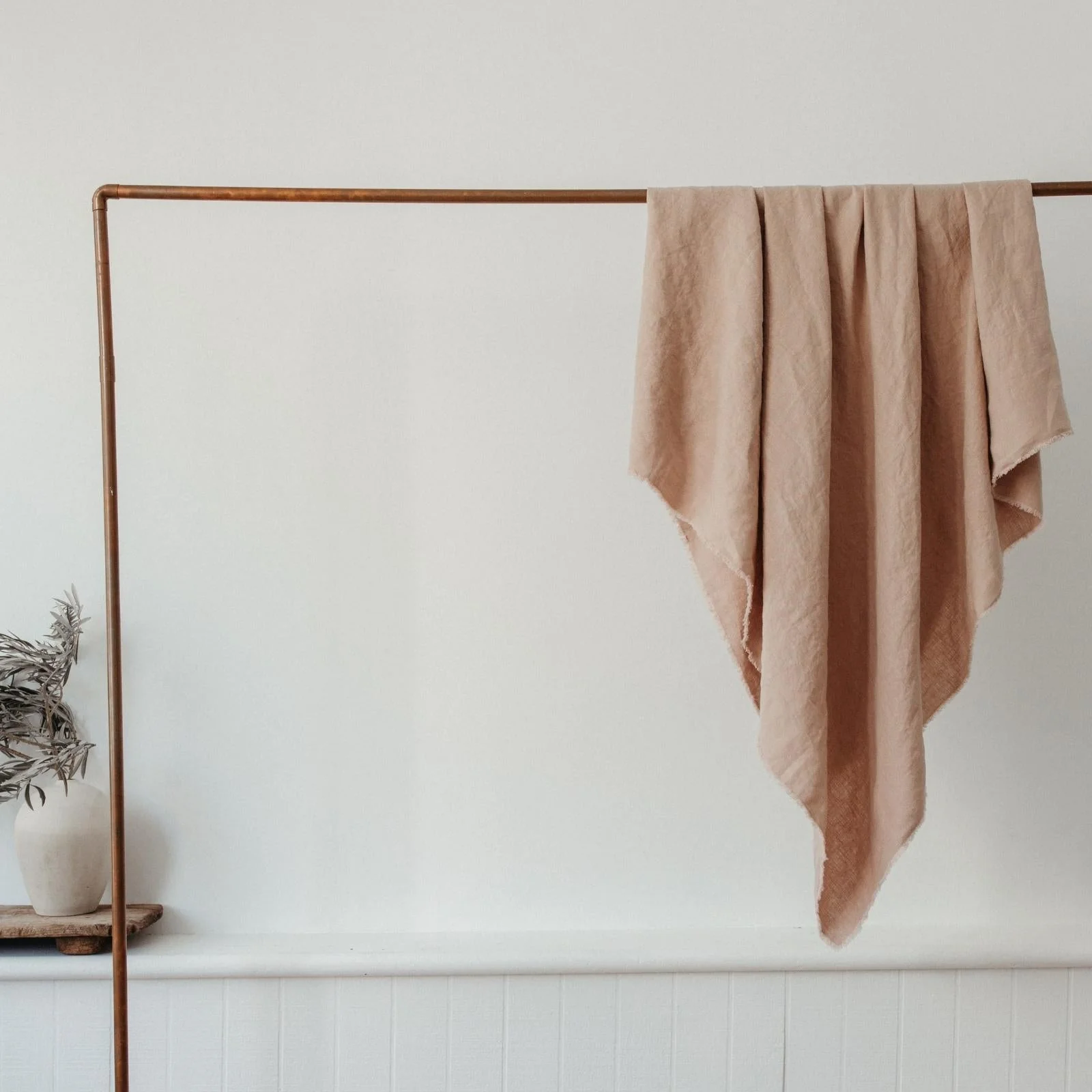 Linen Table Throw - Image 8