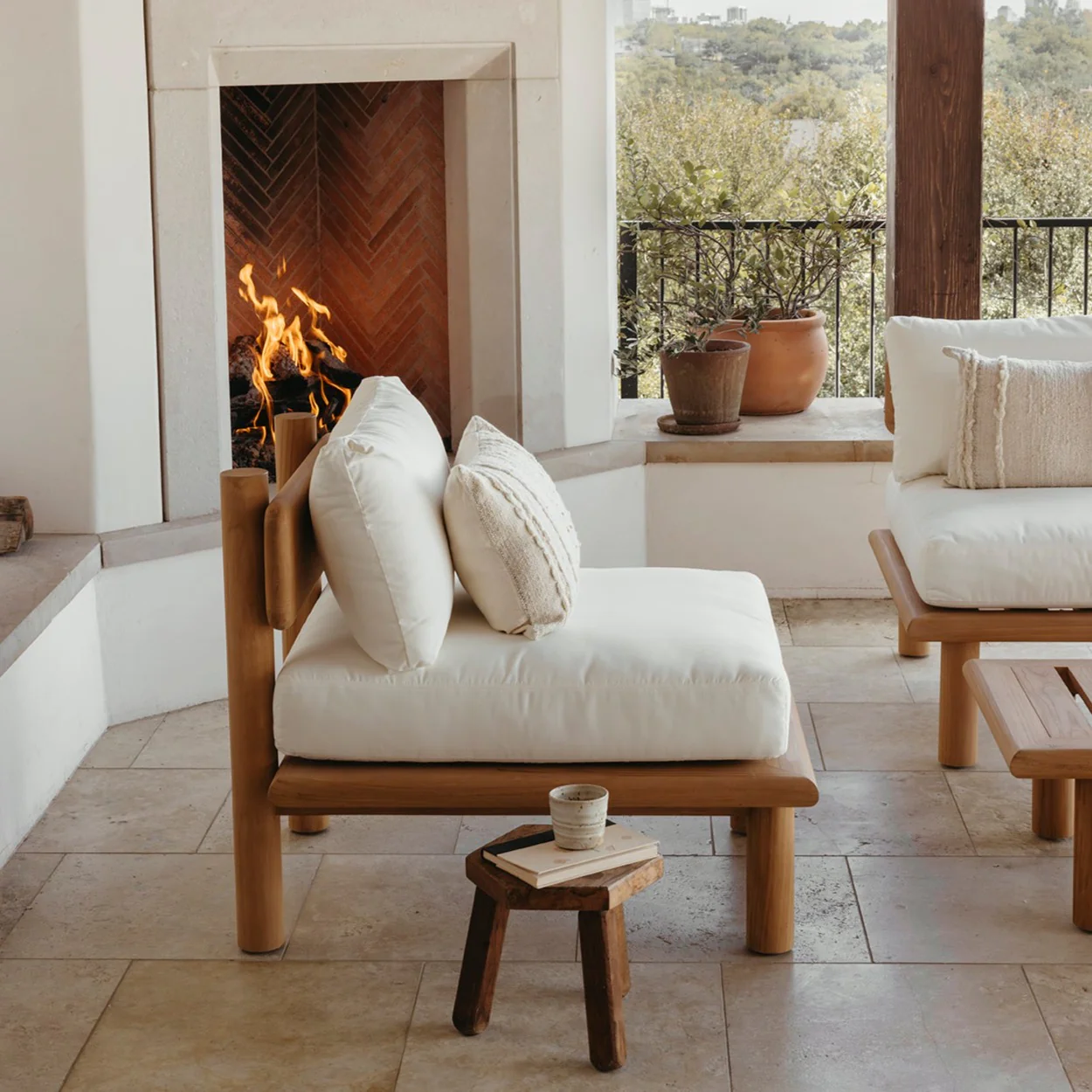 Madeira Outdoor Lounge Chair - Image 3