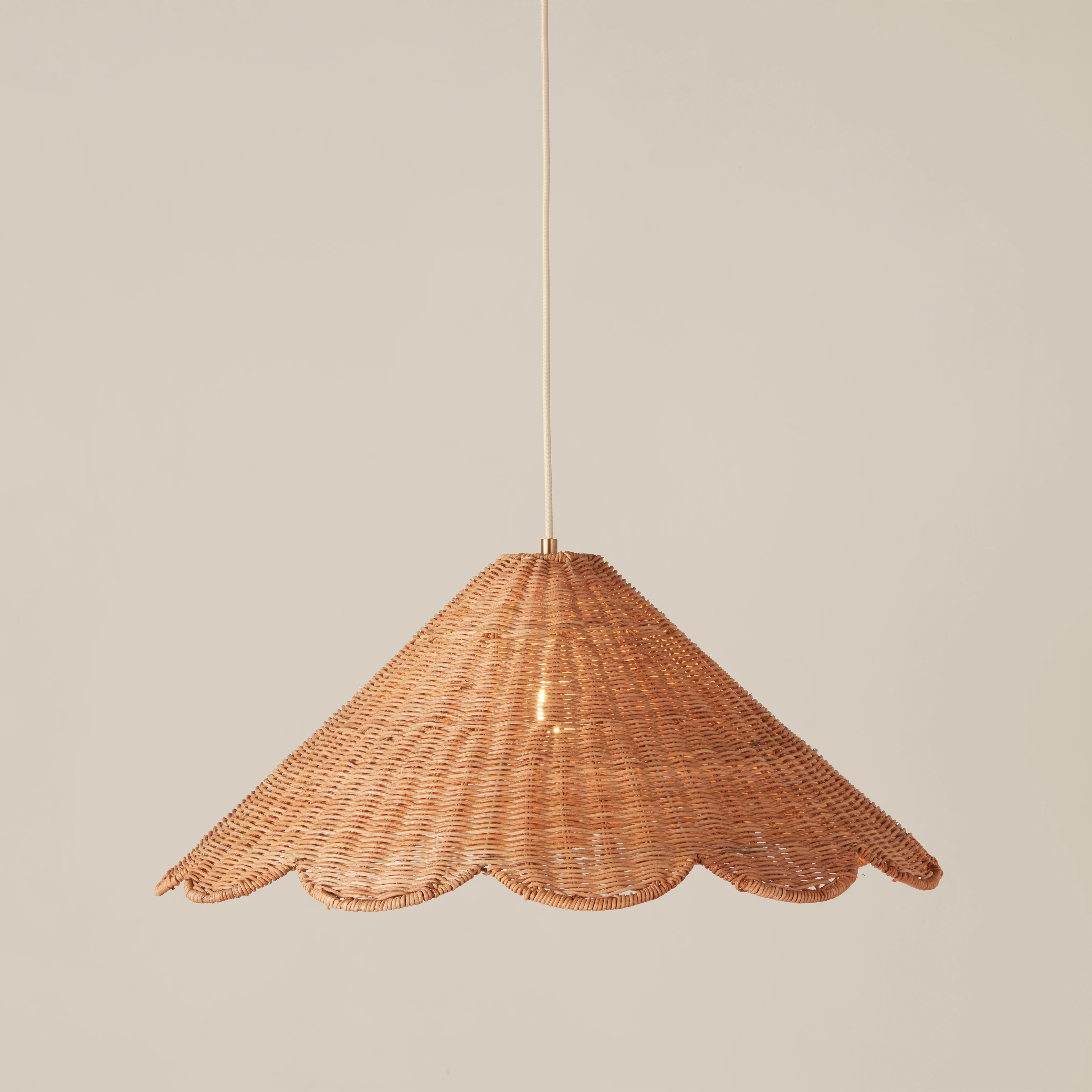 Maude Rattan Scallop Pendant - Image 4