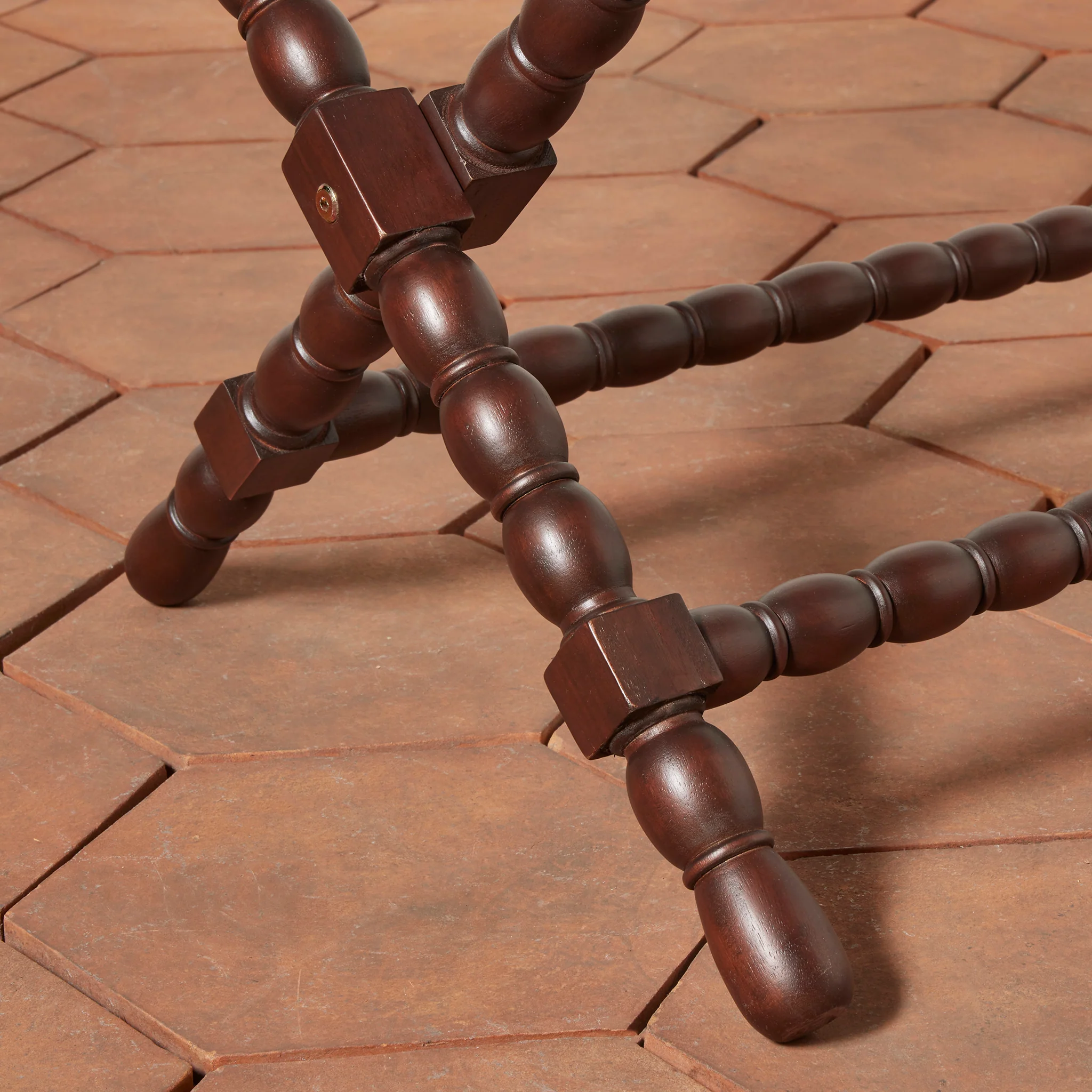 Somerset Luggage Rack - Image 7