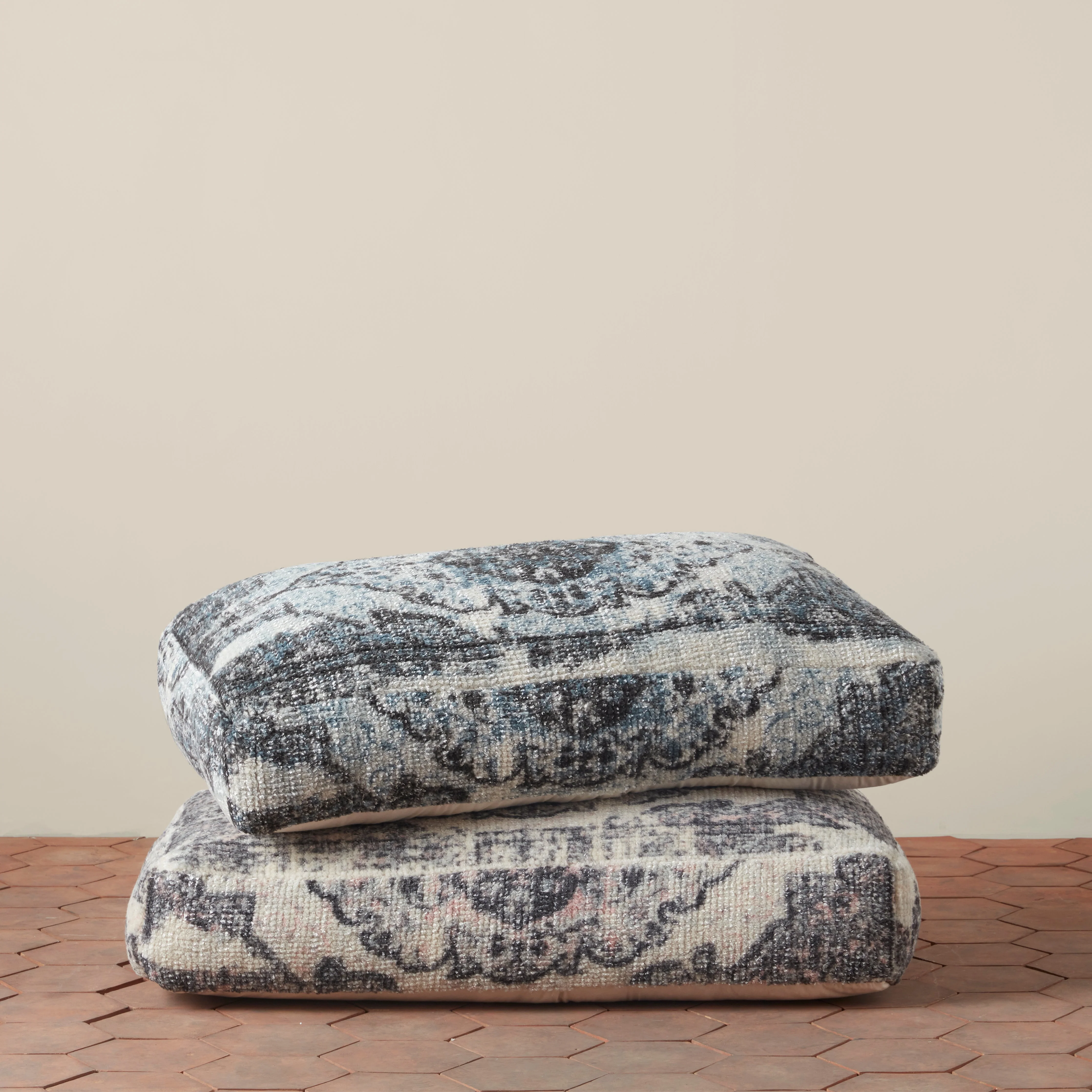 Sonora Pillow Daybed in Blue - Image 3