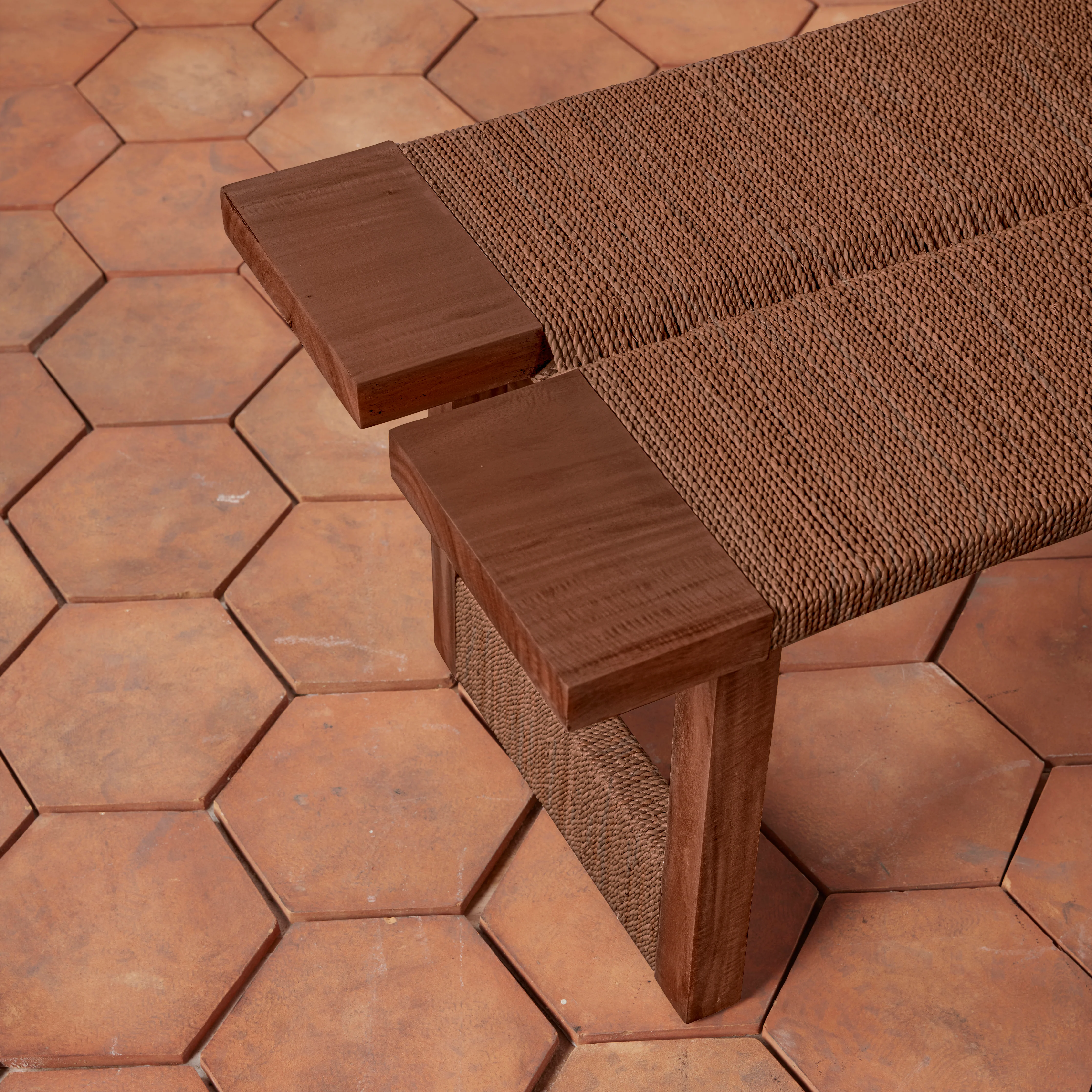 Textura Bench - Image 4