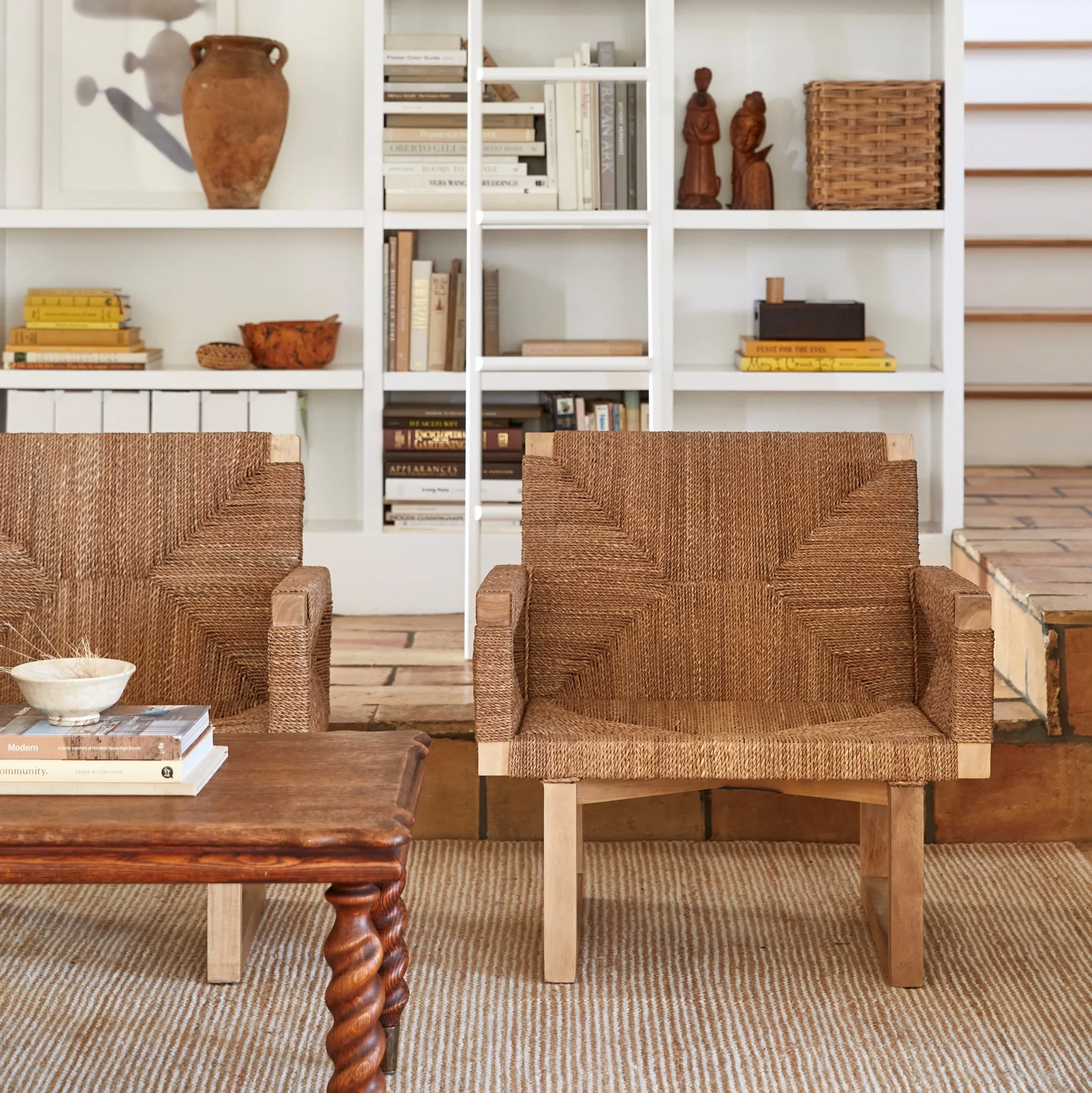Textura Lounge Chair - Image 3