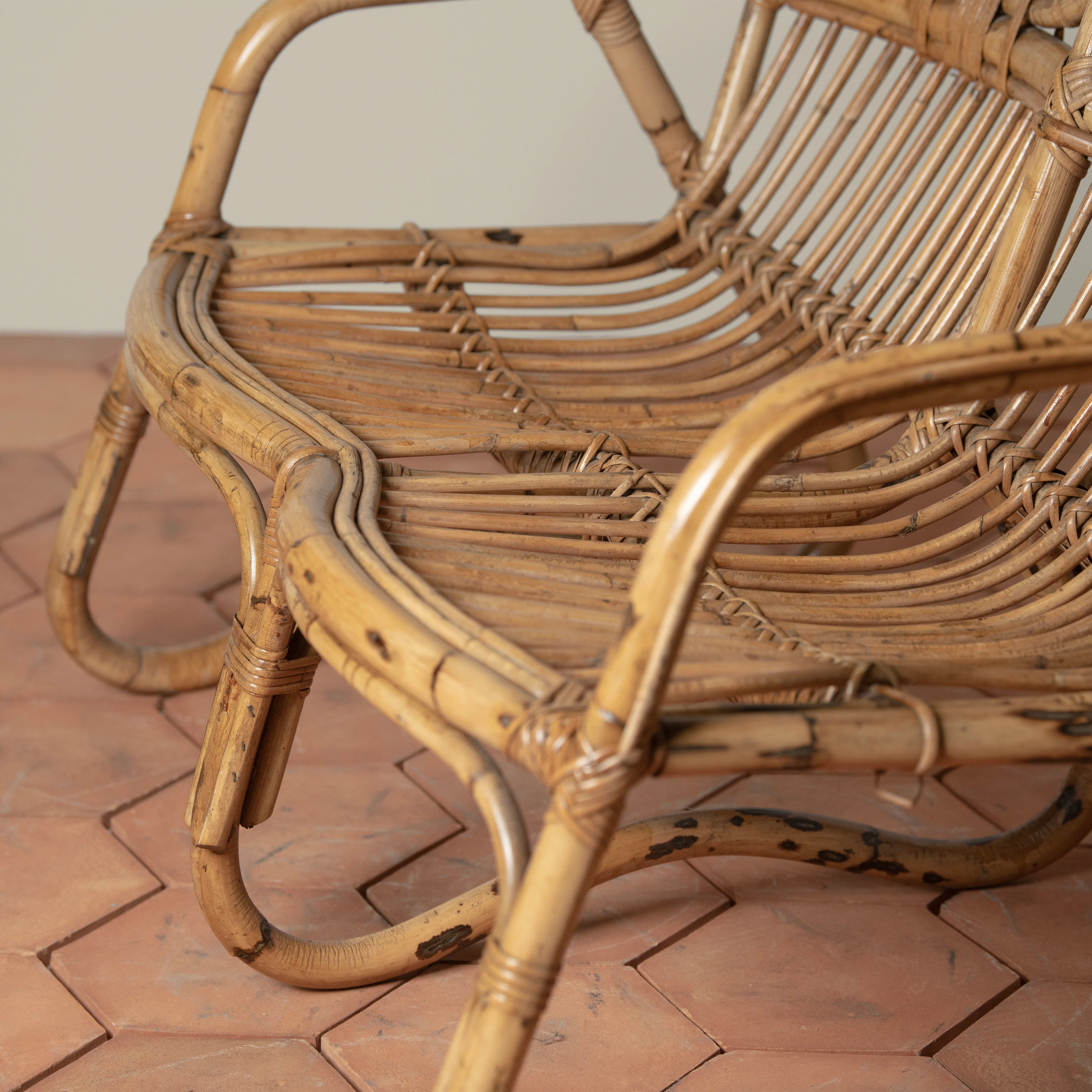 Vintage Rattan Loveseat - Image 4